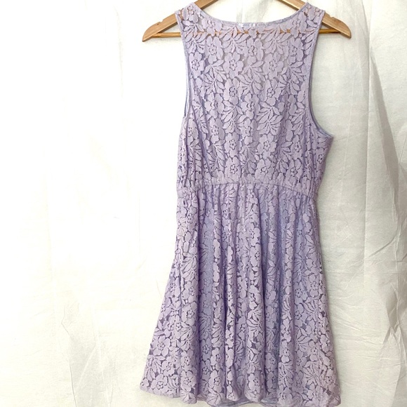 H&M “Divided” Lavender Lace Dress Size 12 NWOT - Picture 6 of 7